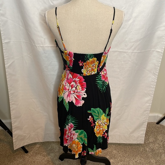 Old Navy Fit and Flare Black Bright Floral Spaghetti Strap Rayon Skater Dress - Picture 4 of 7
